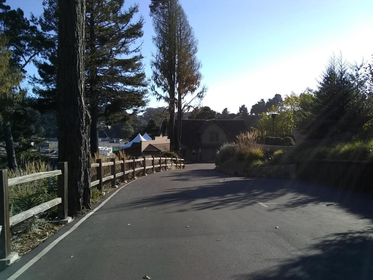 Noyo Harbor Hotel Fort Bragg