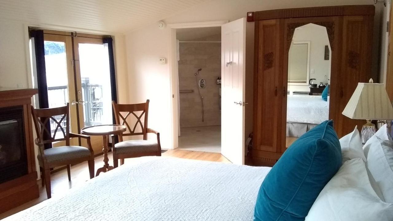 Hotel Noyo Harbor 3*